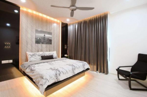 A Stylish High-Floor 2BR Suasana Suites Views